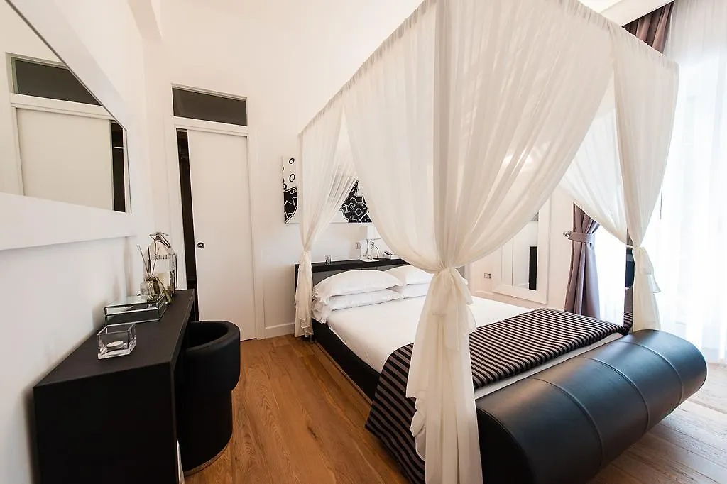 公寓 Lhp Suite Santa Margherita 圣玛格丽塔－利古雷